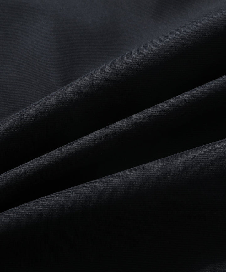 Męska kurtka typu shirt jacket z napami i kieszeniami z klapkami