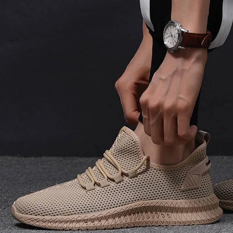 Sneakersy treningowe męskie z oddychającym materiałem i wygodnym dopasowaniem widok z góry