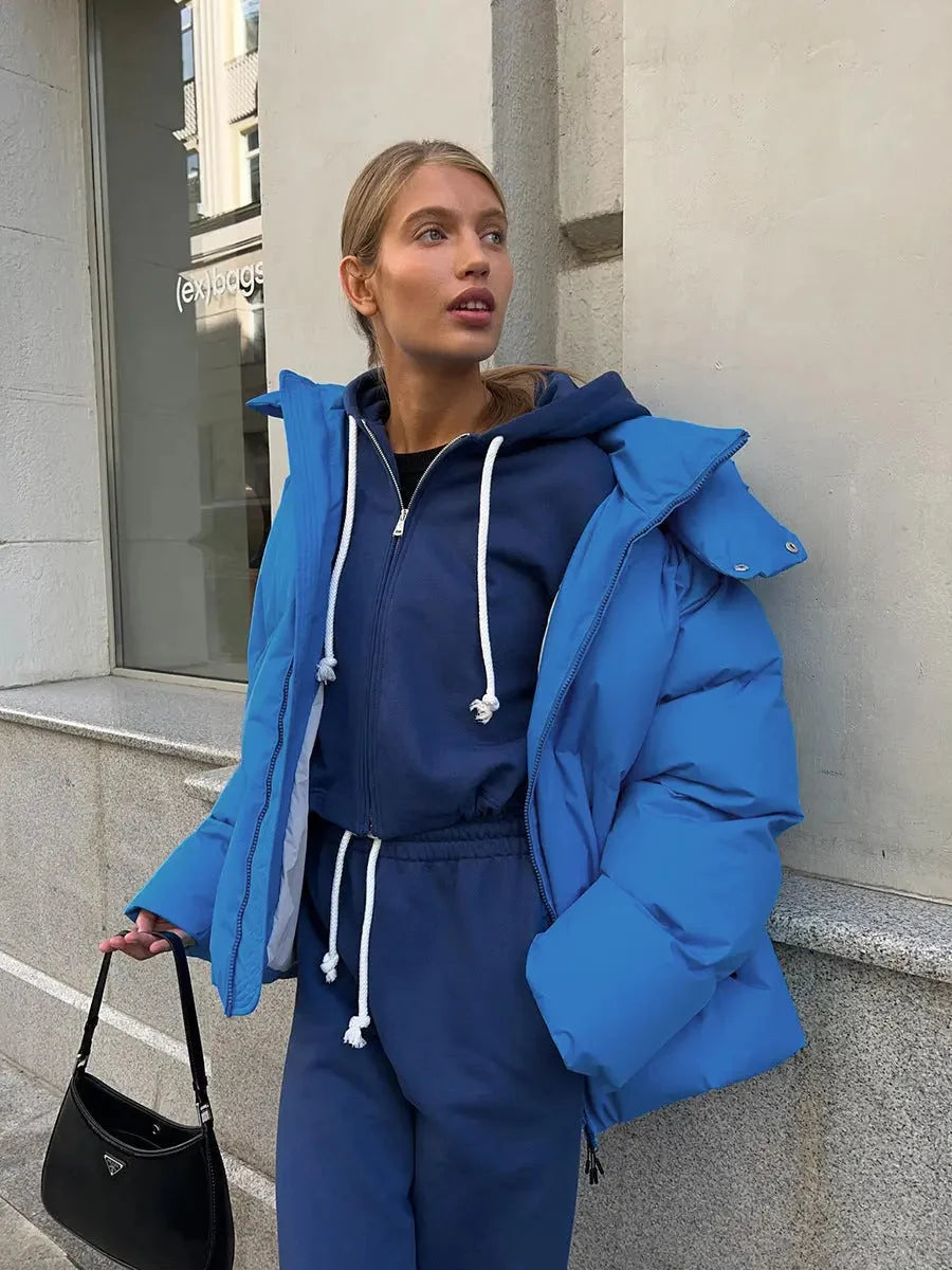 Kurtka puchowa damska oversized czarna z kieszeniami bocznymi na zamek