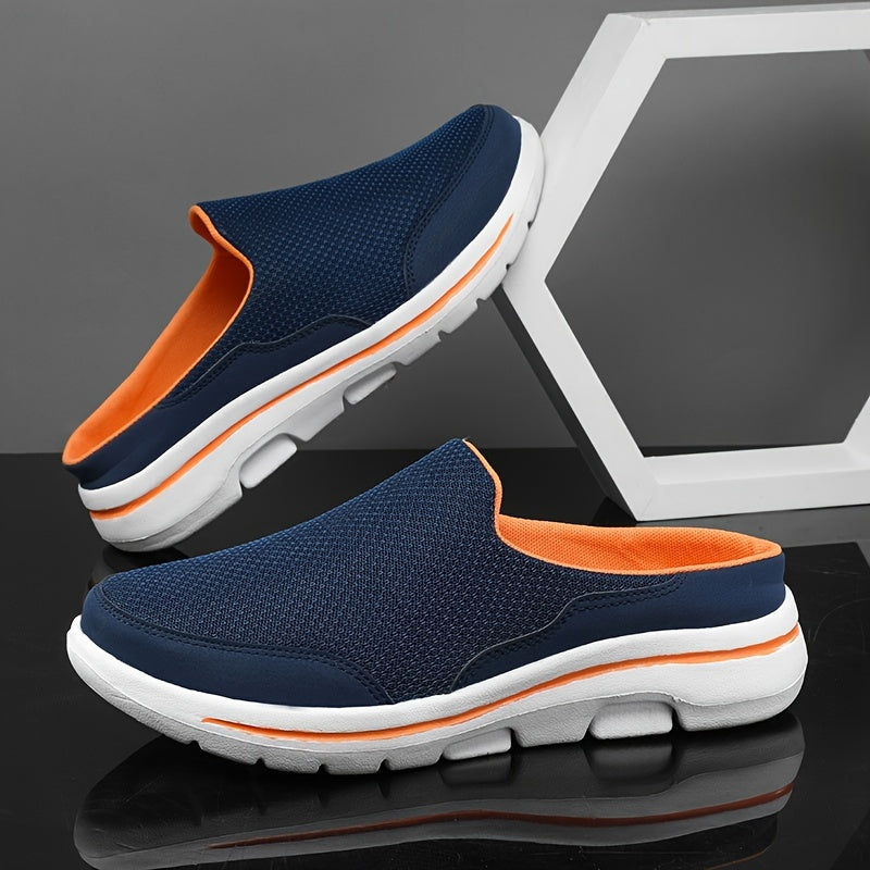 Widok z przodu na czarne klapki męskie slip-on z białą podeszwą