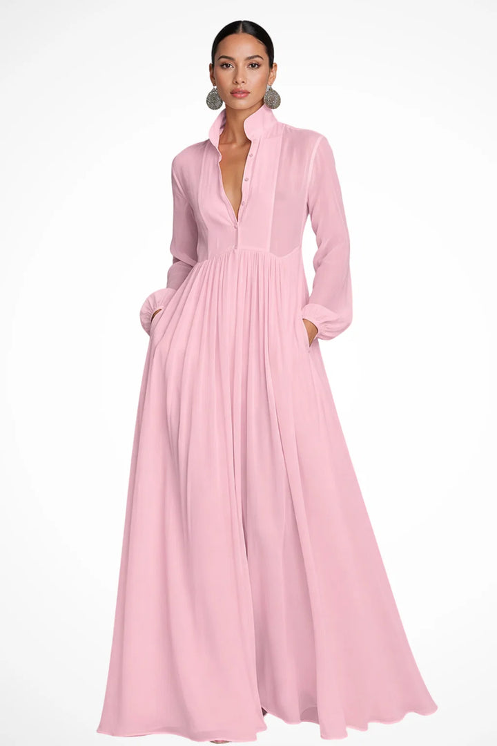 Elegancka sukienka letnia maxi z kieszeniami w jasnoniebieskim odcieniu z detalami