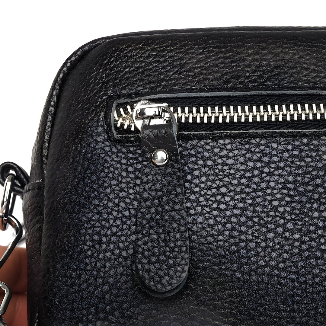 Elegancka torebka crossbody Leslie w kolorze brązowym z dekoracyjnymi elementami