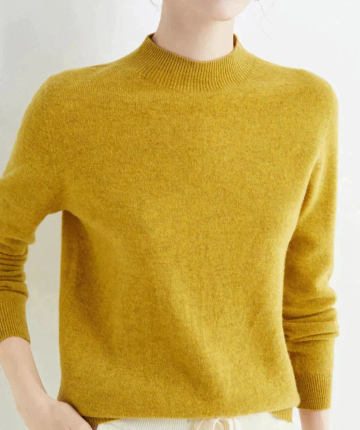 Sweter damski klasyczny krój, dekolt okrągły, miękka dzianina, prążkowane brzegi przy dekolcie i dole