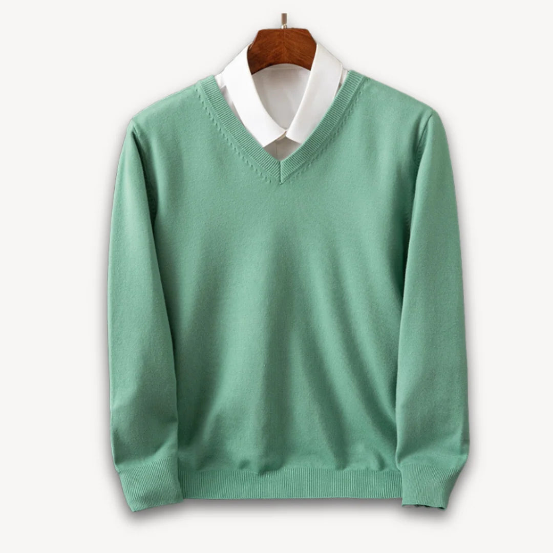 Męski sweter dzianiany v-neck w czerni z miękkiej tkaniny do codziennych stylizacji